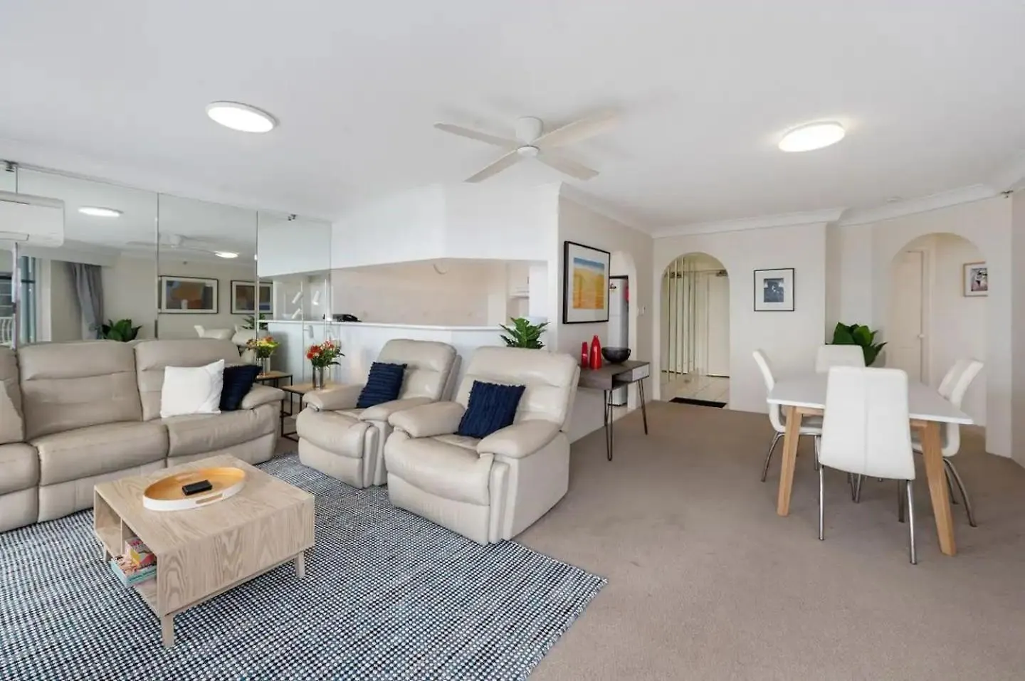 8Th Floor Ocean View Apartment Gold Coast